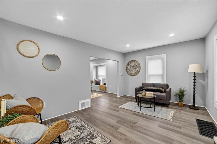 Property Photo: 843 Chester Avenue OH 44314