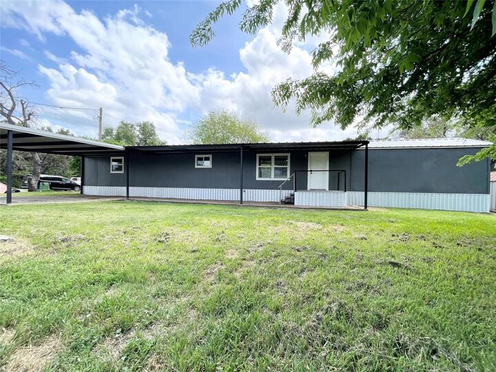 Property Photo:  433 Capricorn Drive  TX 76049 