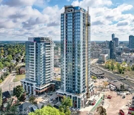 Property Photo:  15 Wellington Street 1504  ON N2G 0E4 