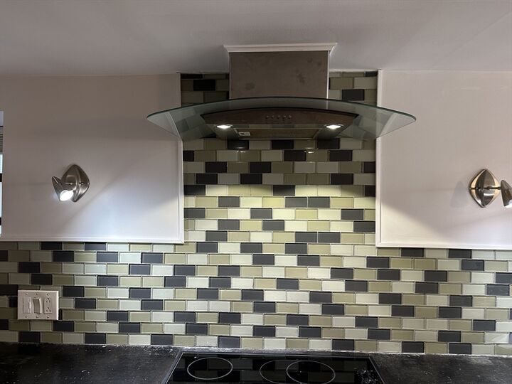 Property Photo:  92 Green St 1  MA 02129 
