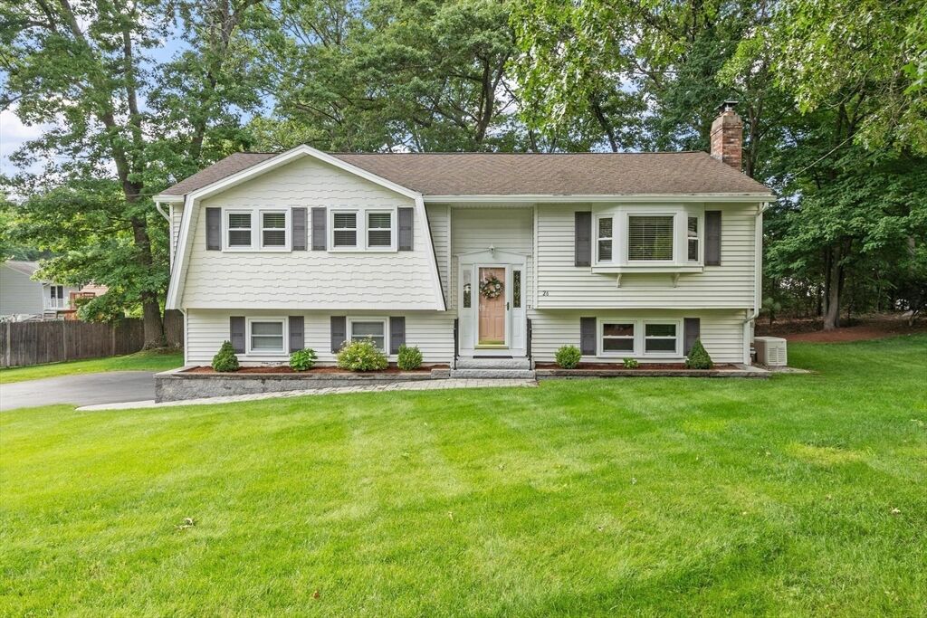 Property Photo:  26 Franklin St  MA 01862 