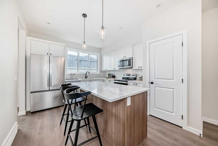 Property Photo: 261 Heirloom Way SE AB T3S 0P8
