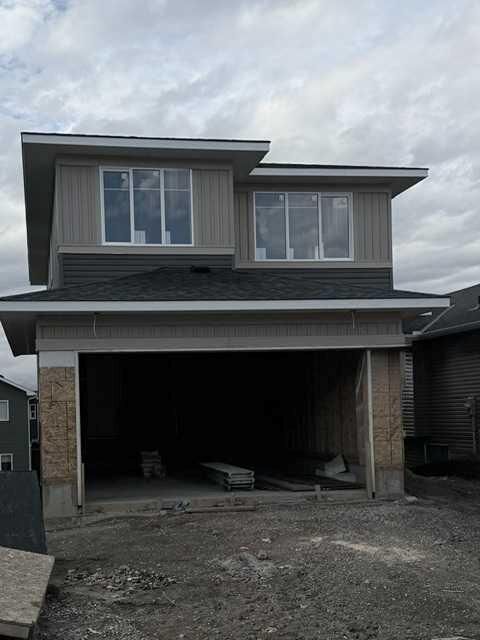 Property Photo: 423 Rivercrest Road AB T4C 3C6