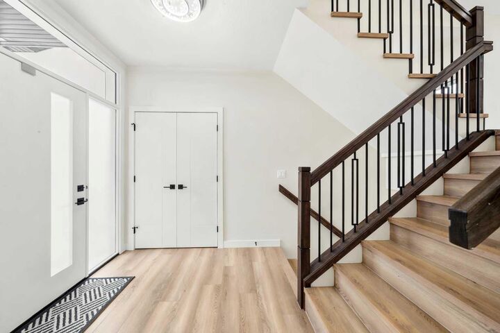 Property Photo:  13 Tranter Street  AB T4P 0Y9 
