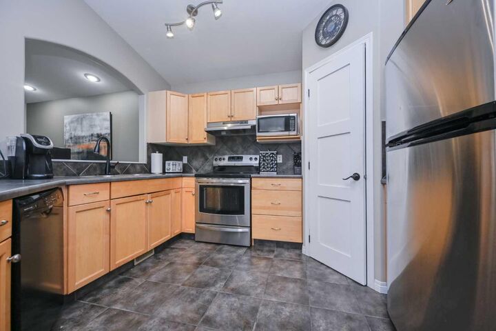 Property Photo: 73 Pinnacle Avenue AB T8W 2V8