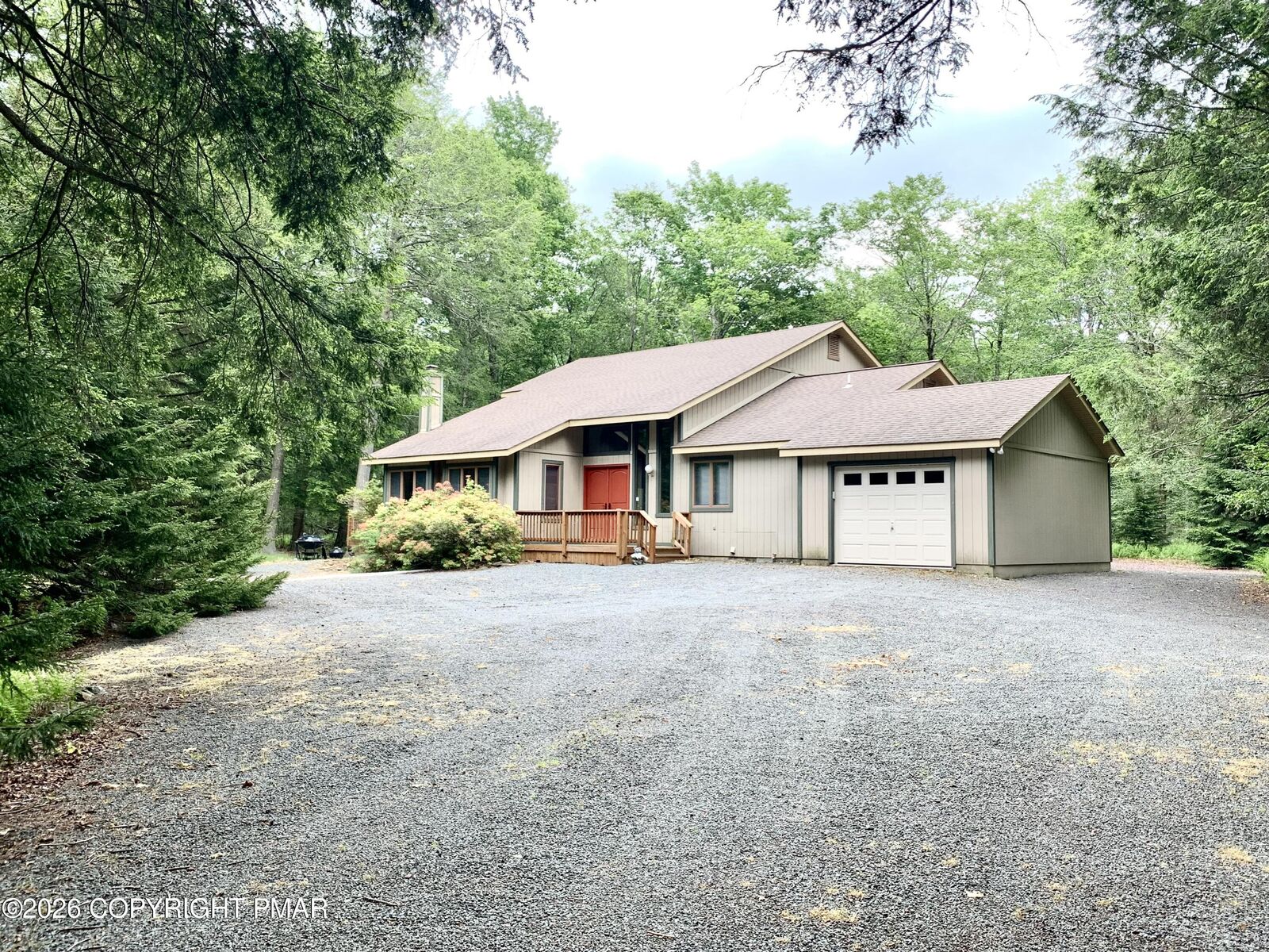 Property Photo: 129 Sawmill Road PA 18347