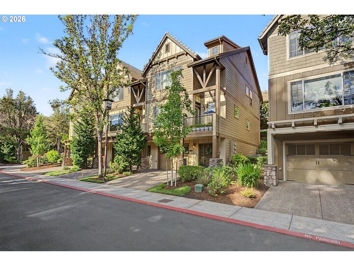 Property Photo: 2060 NW Village Cir 43 OR 97229
