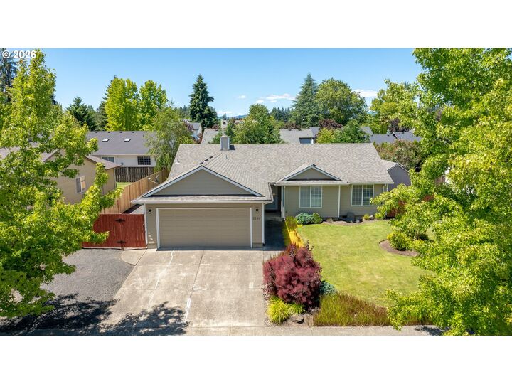 Property Photo: 3149 NE Maloney Dr OR 97128