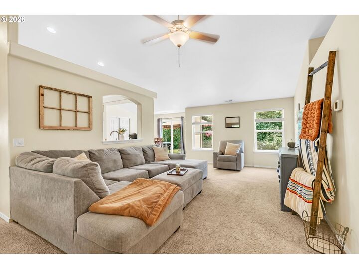 Property Photo:  87607 Halcyon Dr  OR 97487 
