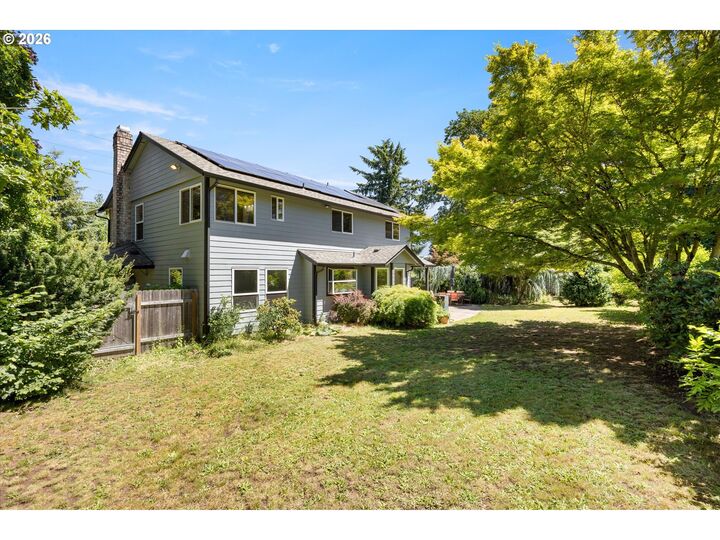 Property Photo: 721 NW 58th St WA 98663