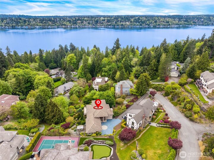 Property Photo: 6317 NE 138th Place WA 98034