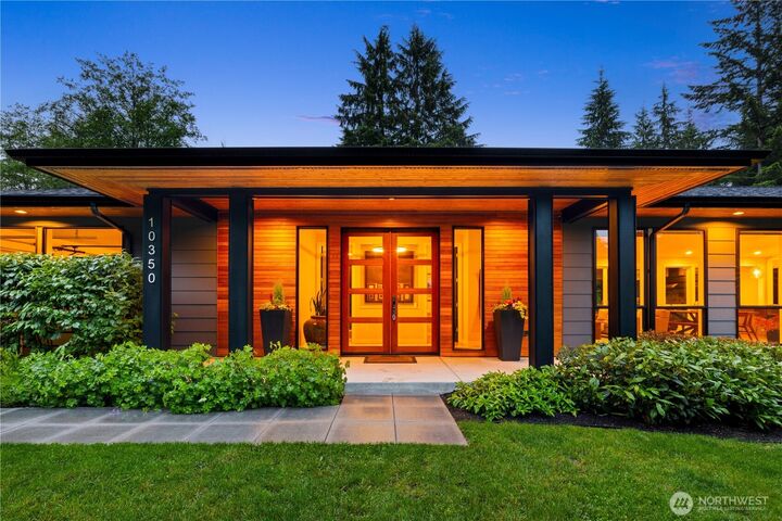 Property Photo:  10350  348th Avenue SE  WA 98065 