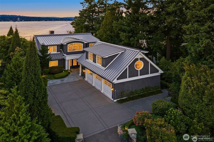 Property Photo: 2409 Evergreen Point Road WA 98039
