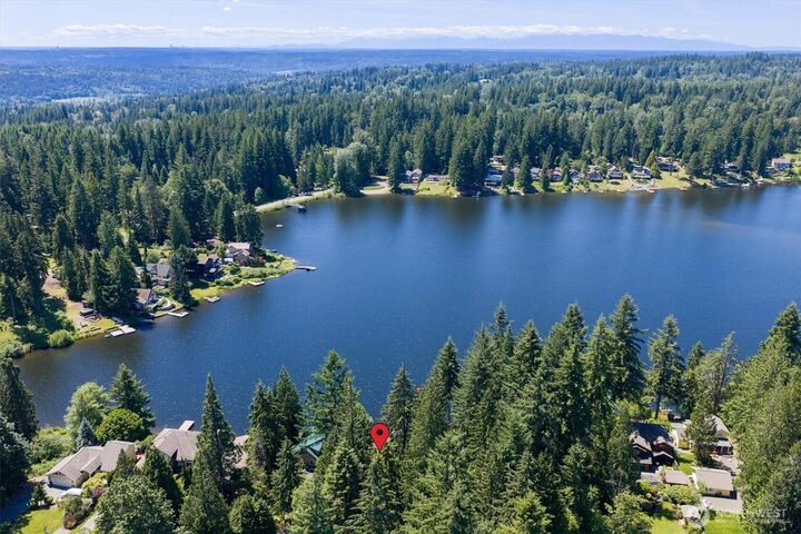 Property Photo: 19725 330th Avenue NE WA 98019