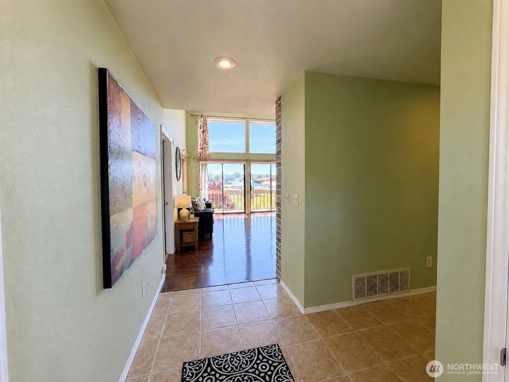 Property Photo:  1216  Wheeler Street S  WA 98444 