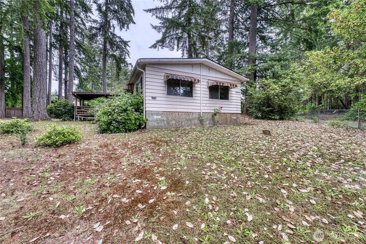 Property Photo:  270 NE Saber Drive  WA 98528 