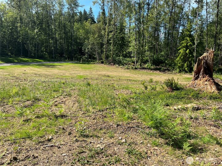 Property Photo: 4613 182nd Drive NE WA 98290