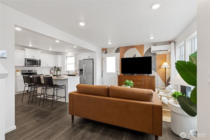 Property Photo: 8373 Ostrom Avenue SE 95 WA 98513