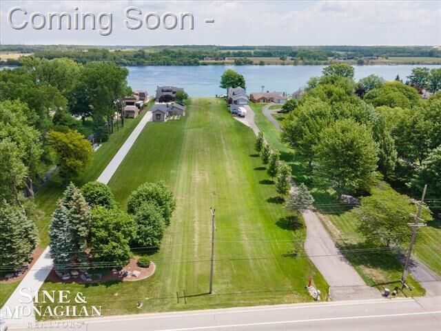 Property Photo:  4147 River Road Road  MI 48450 