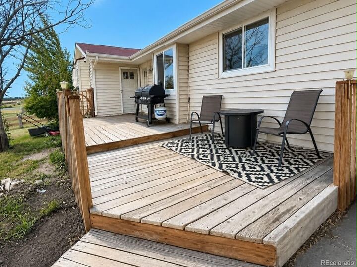 Property Photo: 43554 Stampede Court CO 80107