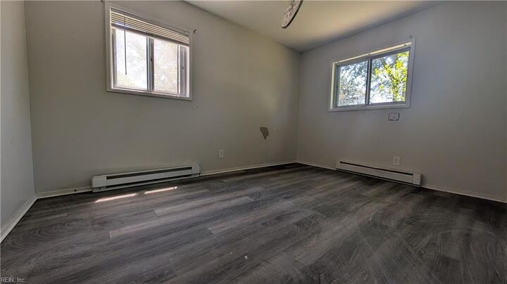Property Photo: 2852 N Shore Dr VA 23435