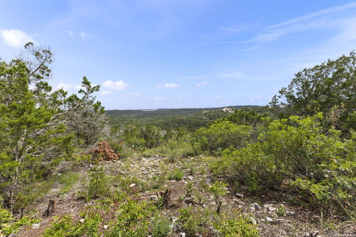 Property Photo: 405 County Road 2744 TX 78056