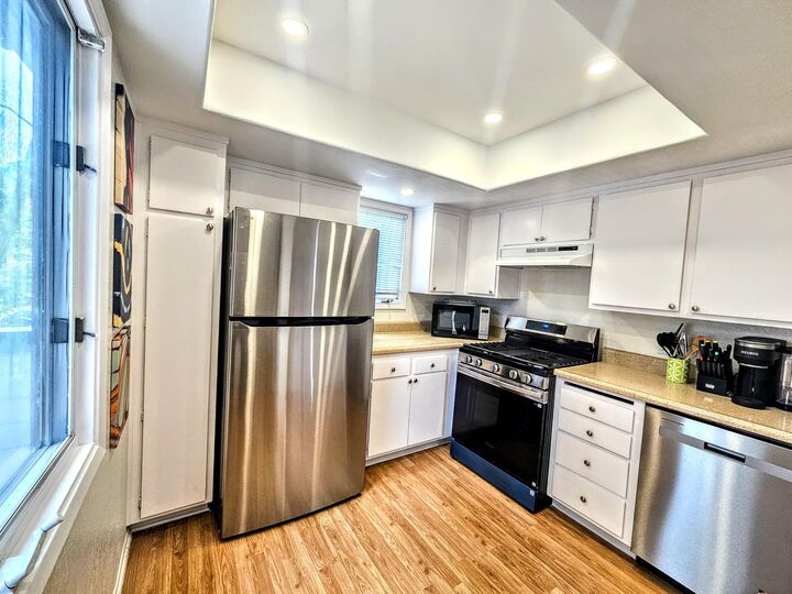 Property Photo: 521 W Montecito Street Apt 10 CA 93101
