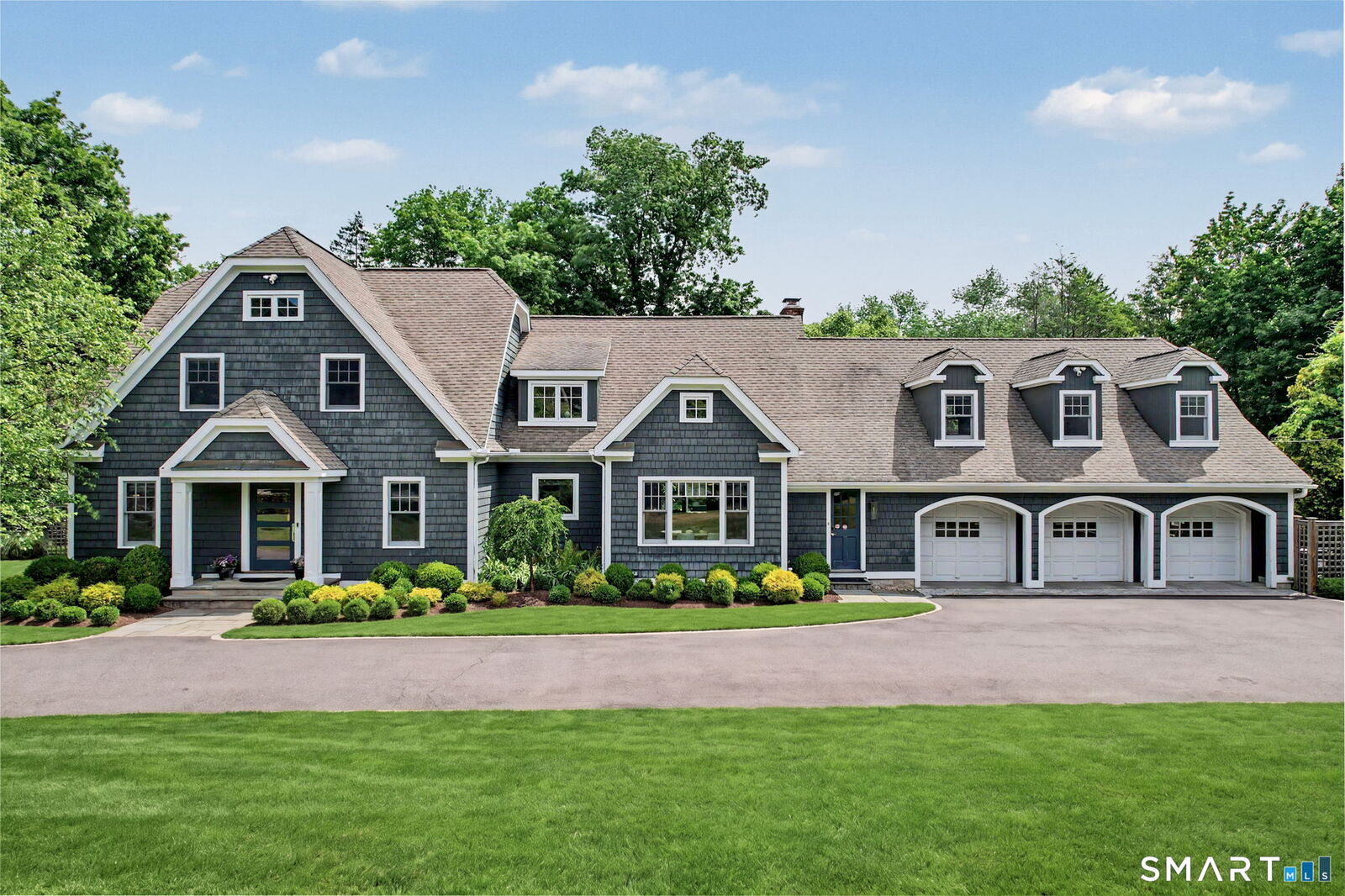 Property Photo:  18 West Meadow Road  CT 06897 