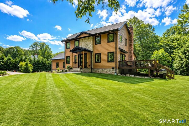 Property Photo:  264 Soundview Avenue  CT 06484 
