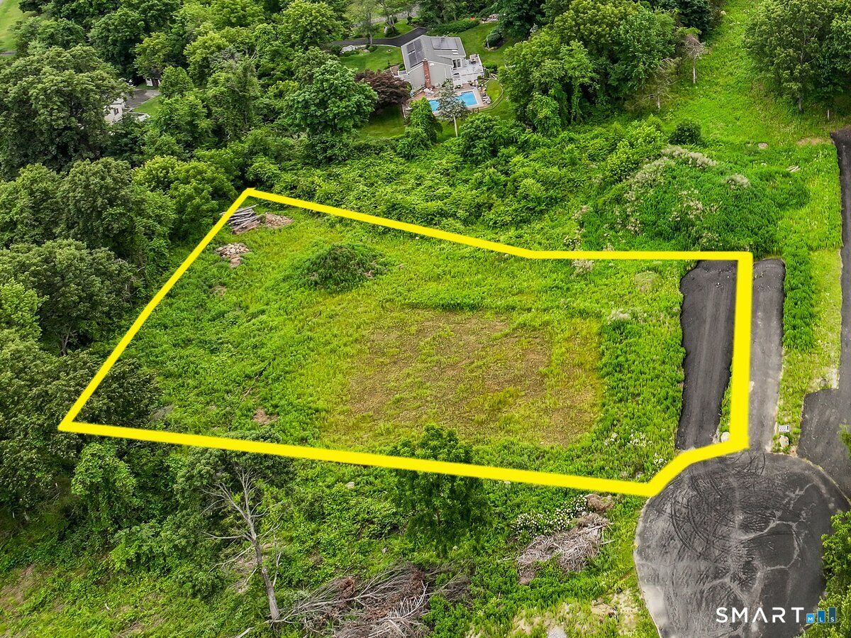 Property Photo: 29 Stone Oak Drive CT 06776