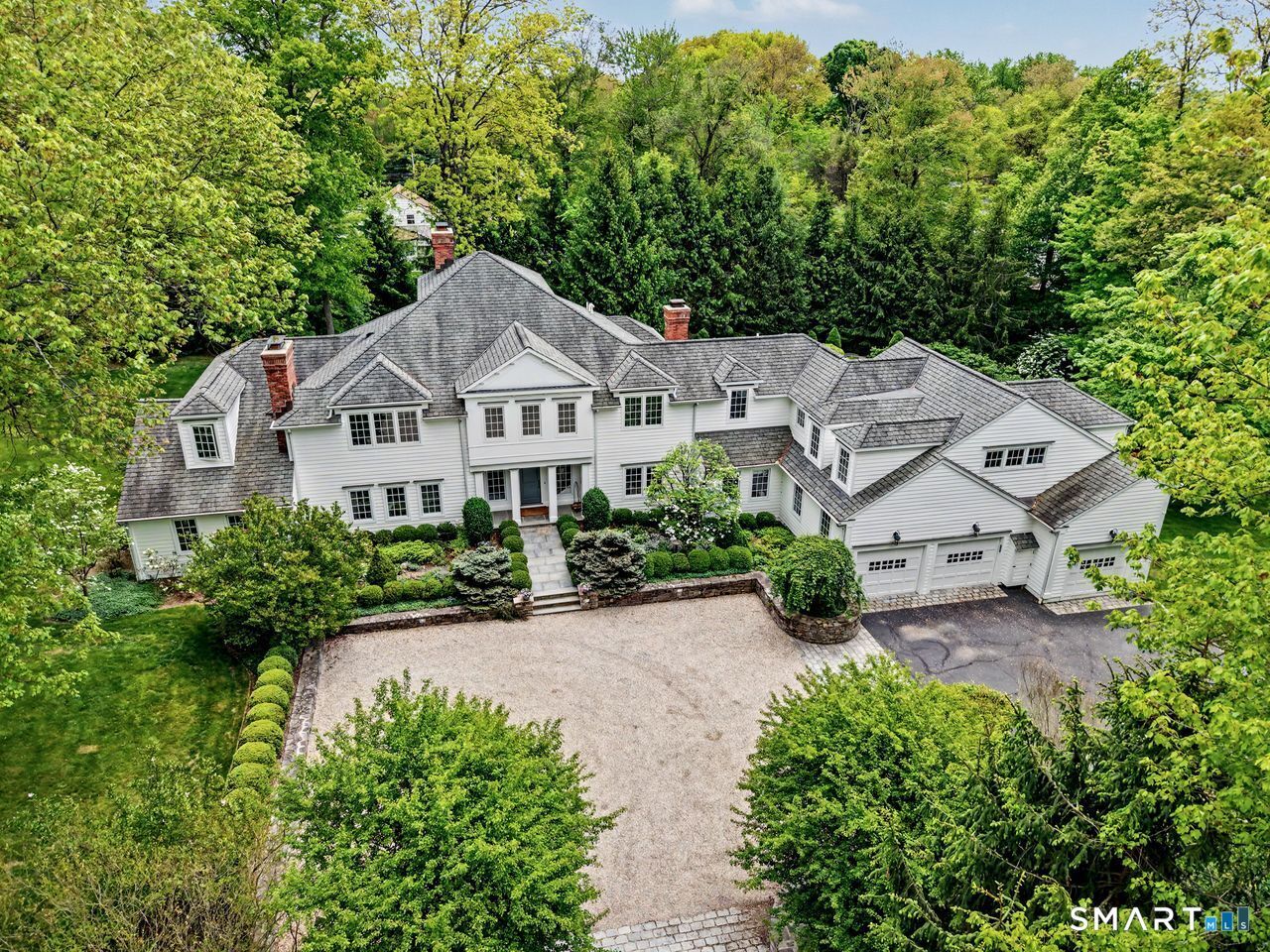 Property Photo:  34 Bayberry Road  CT 06840 