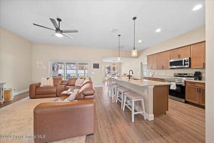 Property Photo: 1064 Captiva Island Circle SW FL 32908
