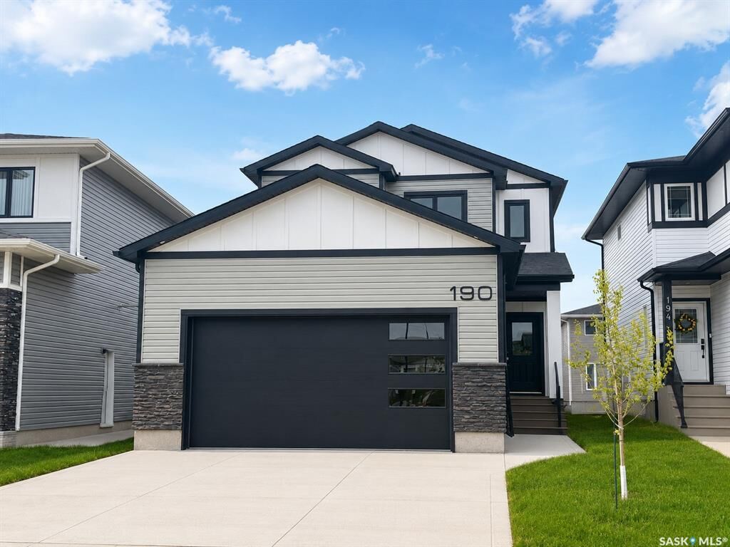Property Photo: 190 Doran Way SK S7V 0Z7