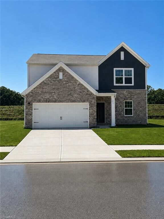 Property Photo: 1008 Riverbank Drive NC 27284