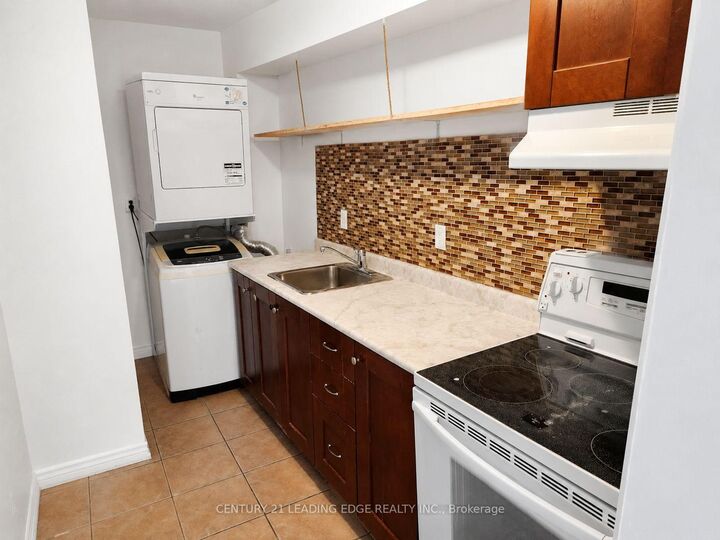 Property Photo:  196 Chruch Street 201  ON L4P 1J7 