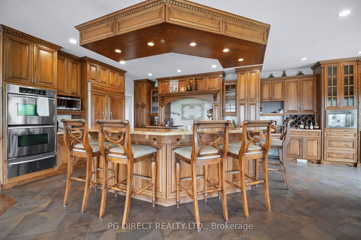Property Photo: 427 Surrey Drive ON P1C 1E4