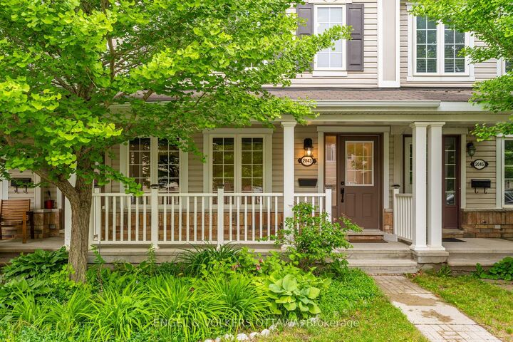 Property Photo: 2043 Madrid Avenue ON K2J 0K1