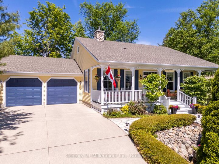 Property Photo:  206 Beacon Lane  ON N0H 2L0 