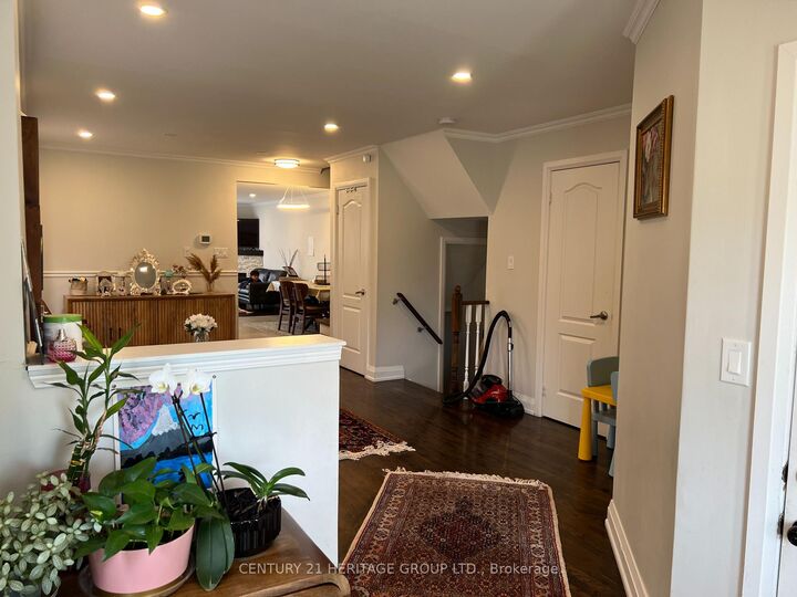 Property Photo:  35 Brightsview Drive  ON L4E 3Z1 