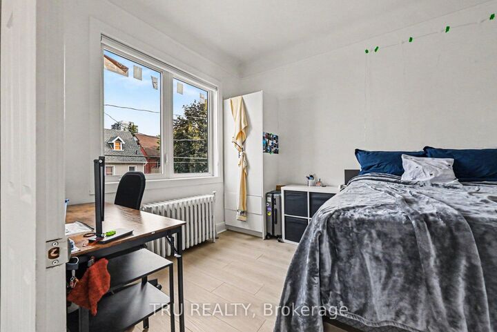 Property Photo: 351 Friel Street ON K1N 7W7