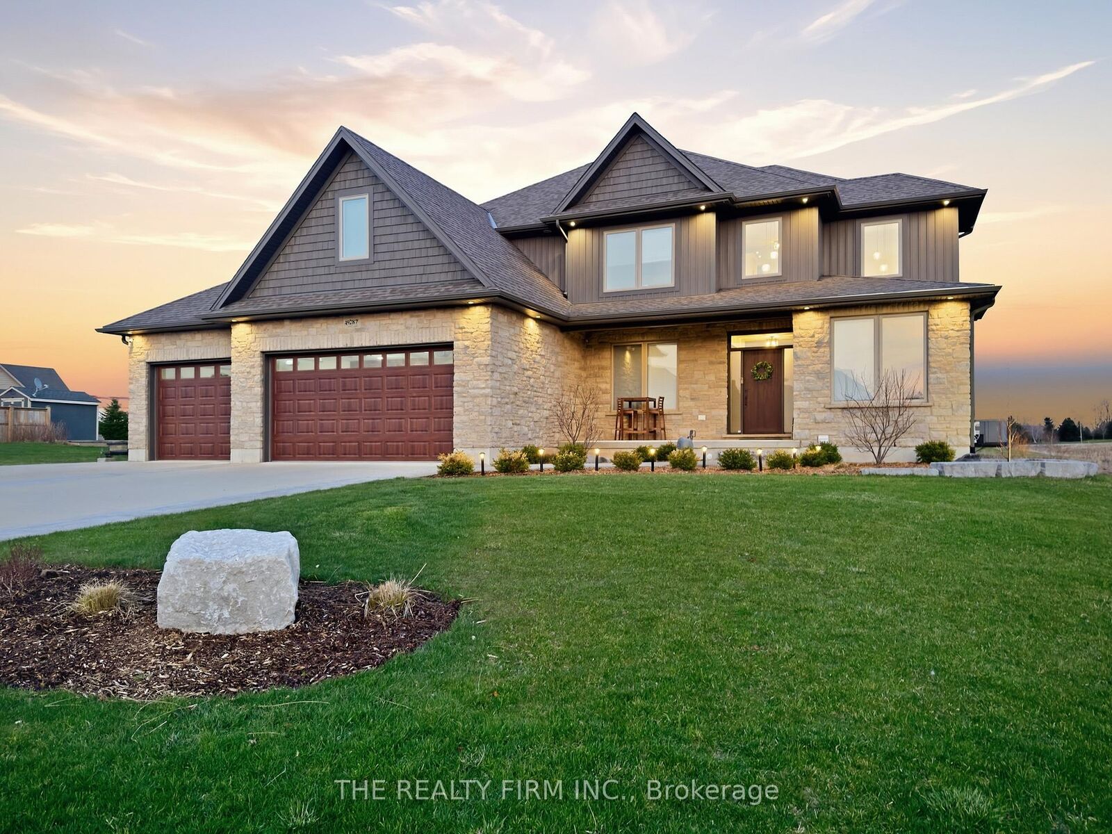 Property Photo: 49287 Ashland Avenue ON N0L 2J0