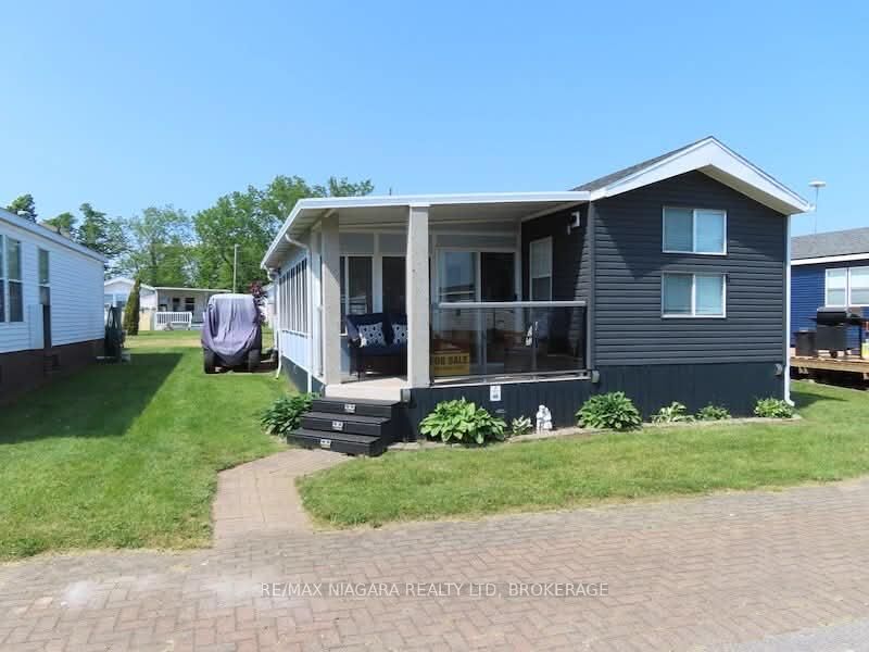Property Photo: 48 Quarry View Village N/A ON L0S 1R0