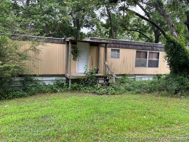 Property Photo: 112 McDaniel Street OK 74470