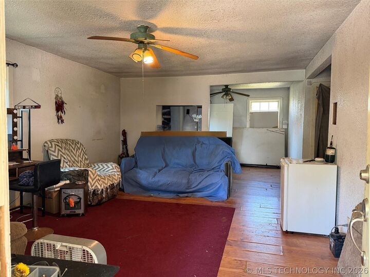 Property Photo:  311 E 4th Avenue  OK 74010 