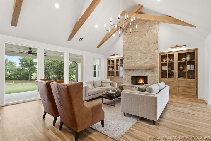 Property Photo: 2714 Hickory Ridge Drive OK 74066