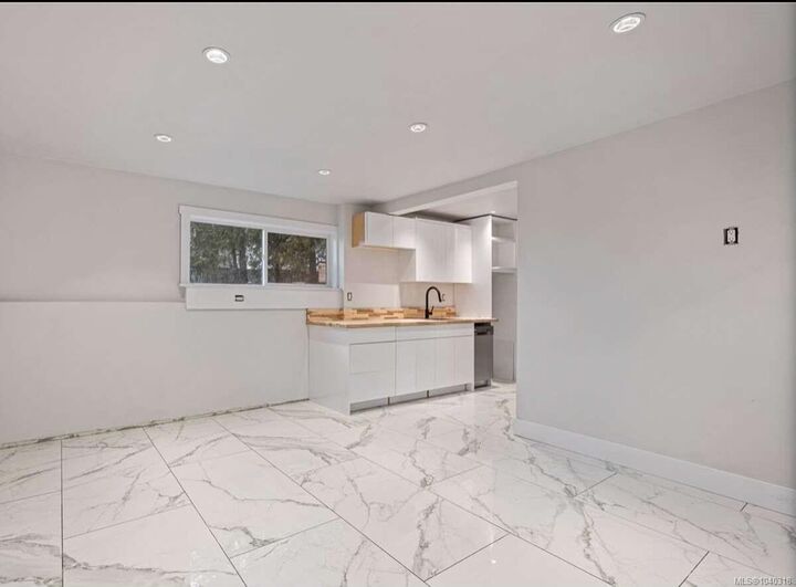 Property Photo: 981 Pratt Rd BC V9K 1W5