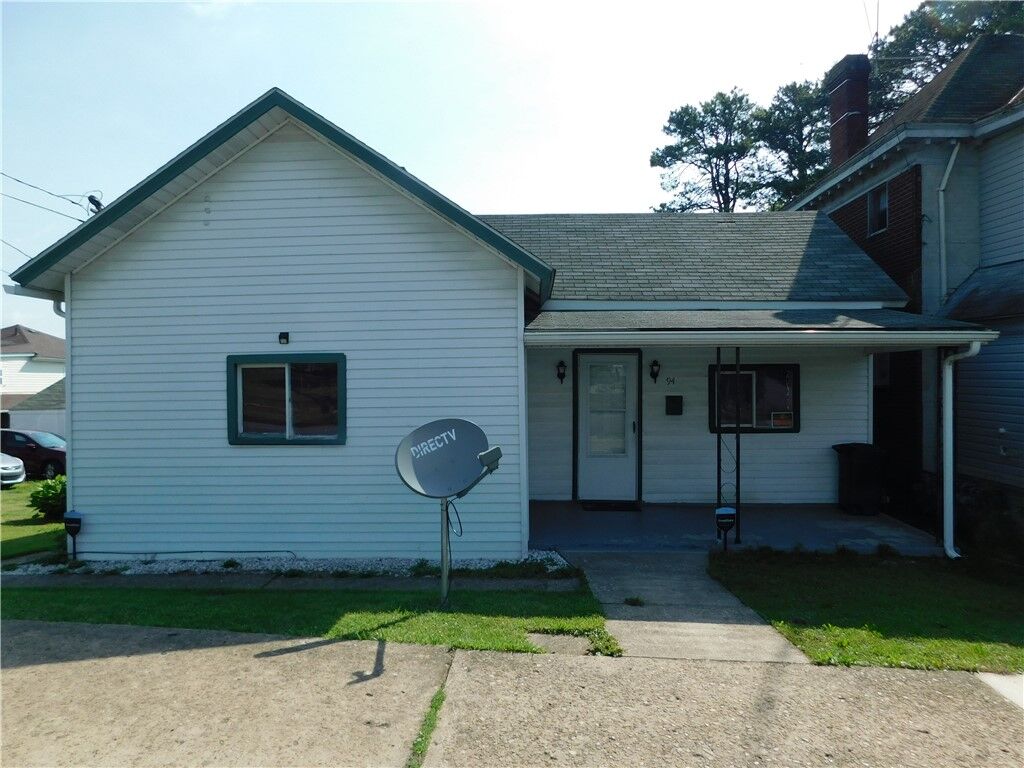 Property Photo:  94 Easy Street  PA 15401 