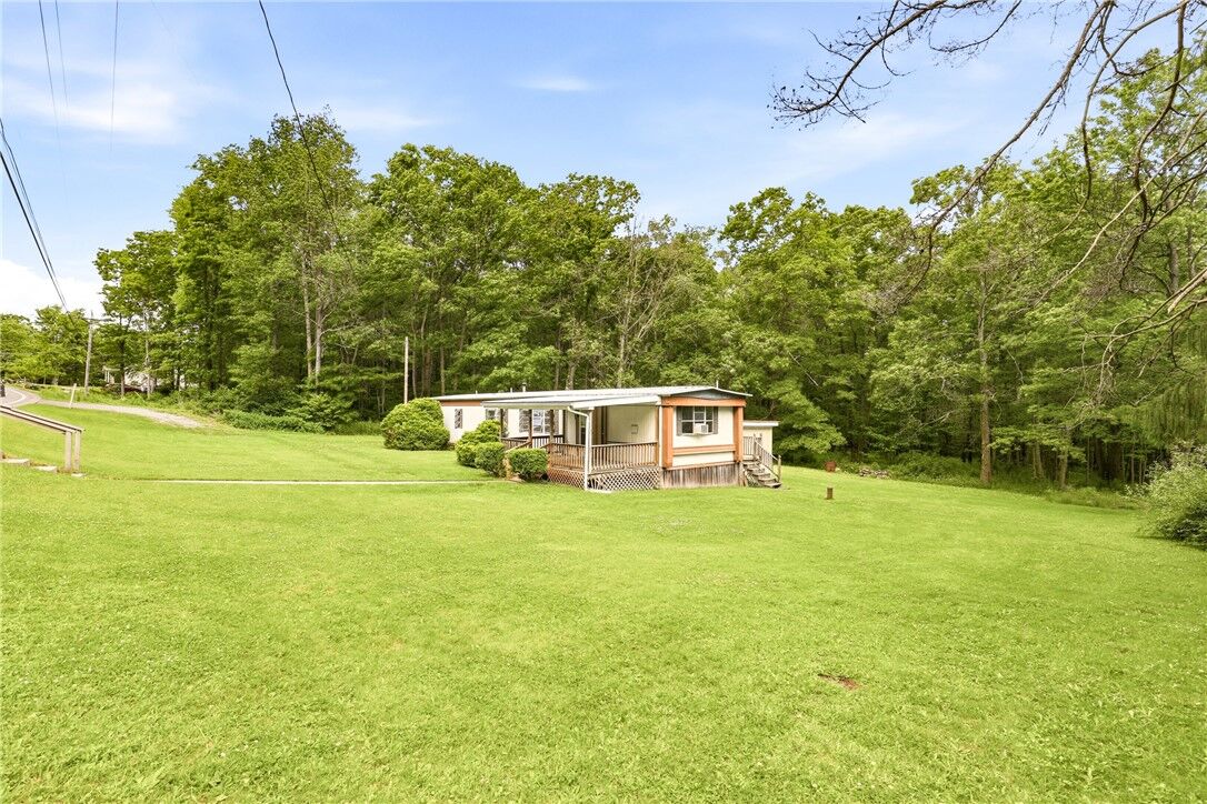 Property Photo: 2640 Cumberland Hwy PA 15552