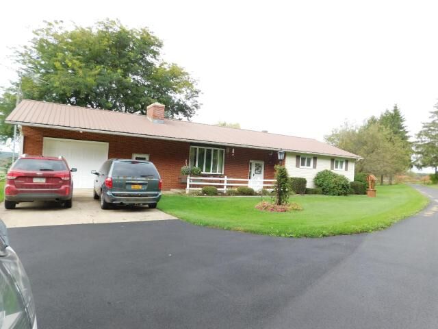 Property Photo:  2821 Stanton Hill Road  PA 16345 