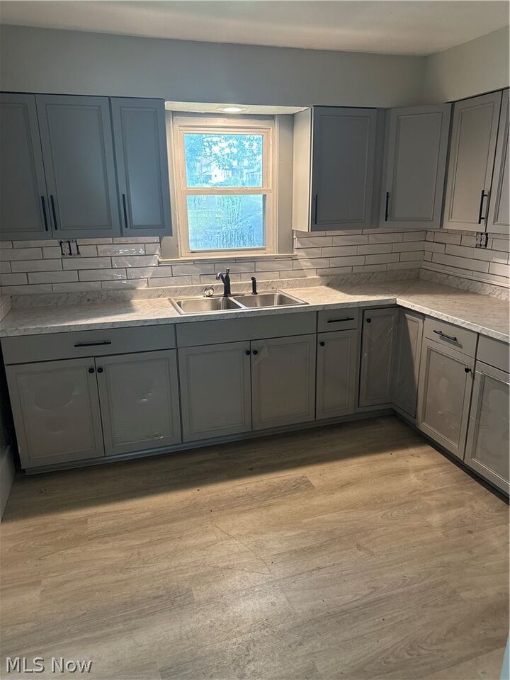 Property Photo:  182 Elm Street  OH 44471 